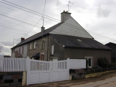 Alignement de maisons, la Rigauderie (Liffré)