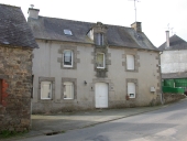 Maison, 6 rue du Moulin (Saint-Caradec)