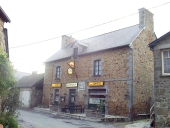 Maison, 1 rue du Commerce, Saint-Léonard (Epiniac)