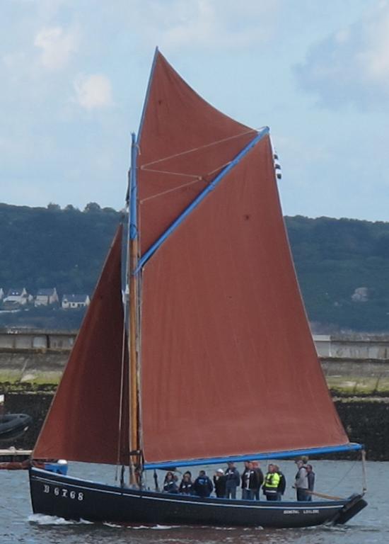 Bateau de pêche dit Général Leclerc