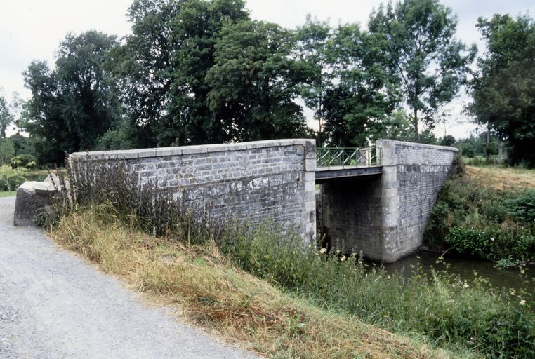 Pont routier, le Guer (Rohan)