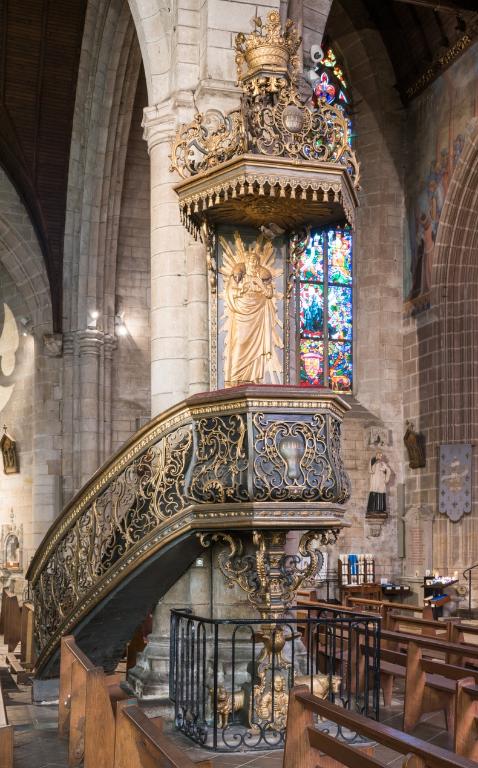 Chaire à prêcher, basilique Notre-Dame-du-Roncier (Josselin)