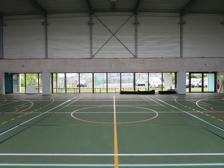 Salle des sports, rue César Mulon (Corseul)