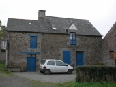 Maison, D9 (Tressé fusionnée en Mesnil-Roc'h en 2019)