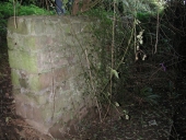 Fontaine et lavoir du Moutier, Plage de Saint-Michel (Erquy)