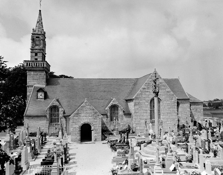 Église paroissiale Sainte-Édiltrude, Santes-Ventroc (Tréflez)
