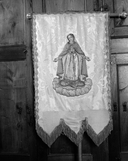 Bannière de procession : Immaculée Conception, Ange gardien, dite bannière de paroisse, église paroissiale Saint-Aubin (Saint-Aubin-des-Landes)