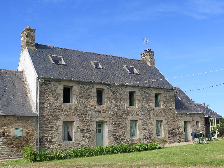 Les maisons, logis, fermes et dépendances de la commune de Rospez