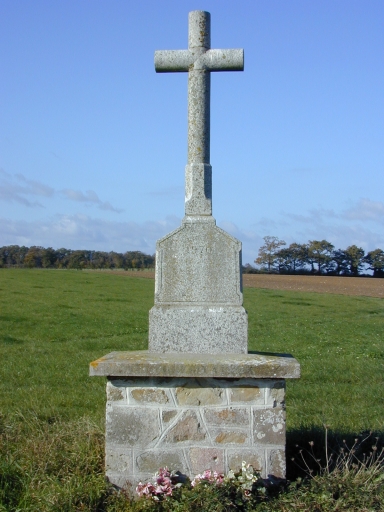 2ème croix de chemin, près de la Voitonnais (Eancé)