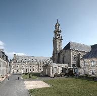 Couvent Sainte-Anne, actuellement centre culturel, rue de Kérampont (Lannion)