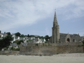 Mur de soutènement de l'église (Saint-Michel-en-Grève)