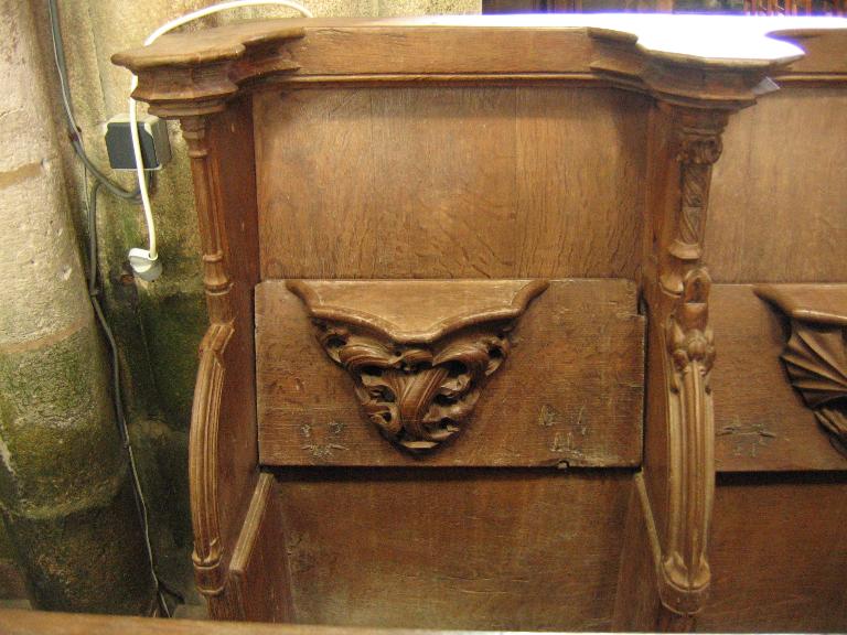 Cathédrale Saint-Tugdual : stalle 32