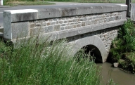 Pont routier, ponceau de Saint-Jean, rue Monseigneur Le Mée, le Pont-Saint-Jean (Yffiniac)
