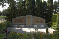 Monuments aux morts, cimetière (Cesson-Sévigné)