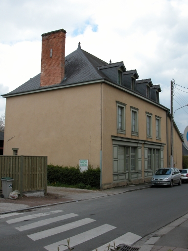 Maison, 2 avenue Pinault (Pacé)