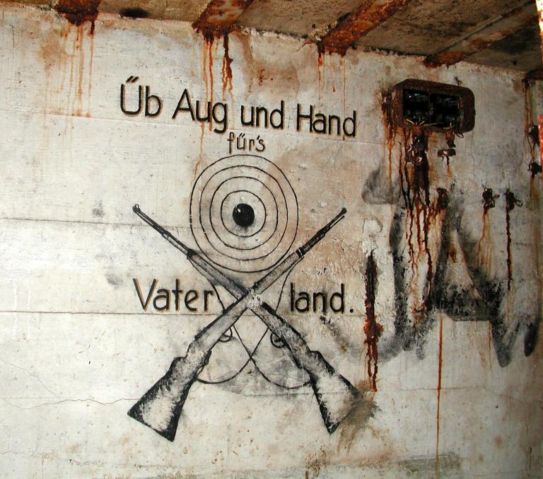 Bunker - abri pour un groupe de type 501 (B 48 ?), La Fontaine Margot - Keranroux, rue des Maquisards (Brest)