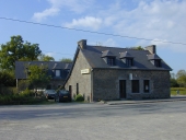 Maison et café, la Drolonnerie (Meillac)