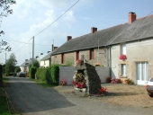 Alignement de maisons, Gannedel (La Chapelle-de-Brain)