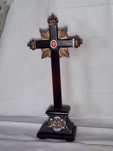 Croix-reliquaire