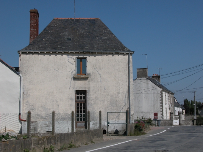 Maison, Bourg Saint-Pair, 10 rue de l'Ecu (Bais)