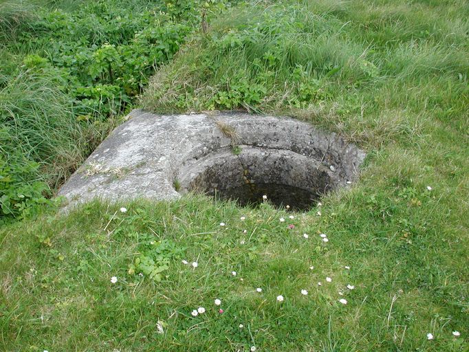 Abri avec Tobrouk, Bilvidic (Île-de-Batz)