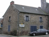 Maison, 1 rue Anatole Le Braz (Lanhélin fusionnée en Mesnil-Roc'h en 2019)