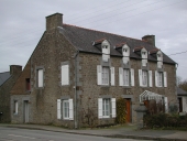 Maison, 22-24 rue du Général Leclerc (Saint-Pierre-de-Plesguen fusionnée en Mesnil-Roc'h en 2019)