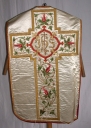 Ornement blanc 1 : chasuble