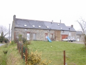 Alignement de maisons, Milieu Papillon (Ercé-près-Liffré)