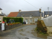 Ferme, rue Maurice Noguès (Pleurtuit)