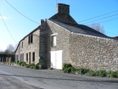 Alignement de maisons, la Blainerie (Miniac-Morvan)