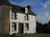 Maison, rue Châteaubriand (Meillac)