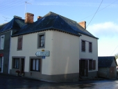 Maison à boutique, 1 rue d'Anjou (Brielles)