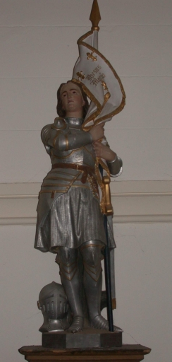 Statue sur culot : sainte Jeanne d'Arc