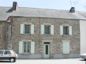 Maison, 7 place Nominoë (Bains-sur-Oust)