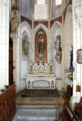 Ensemble de l'autel de saint Joseph : autel, gradin d'autel, retable, degré d'autel