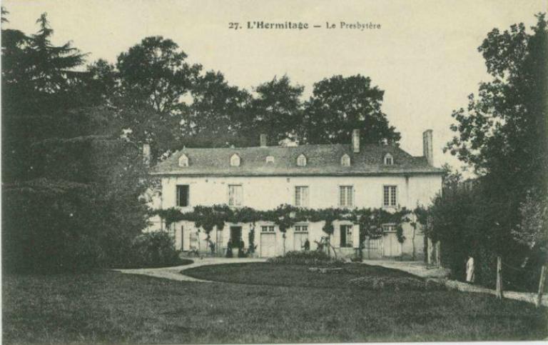 Presbytère, rue de la Poste (L'Hermitage)
