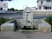 Fontaine Saint-Sauveur, rue de Molène, Ile-Grande (Pleumeur-Bodou)