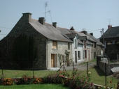 Alignement de maisons, Musson (Langon)