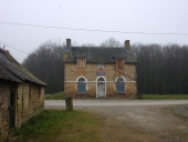 Maison forestière, la Chapelle Saint-Pierre (Liffré)