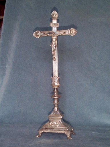 Croix d'autel 3