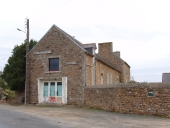 Ancienne école, rue de Pen Crec'h, Loguellou (Penvénan)