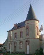 Mairie, écoles et lavoirs sur la commune de Tréveneuc