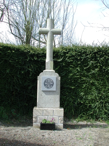 Croix de chemin, rue Duguesclin, Fouillard (Thorigné-Fouillard)