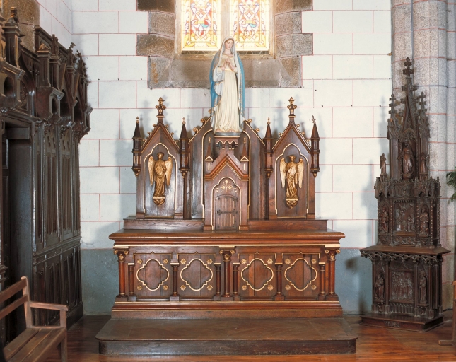 Ensemble de l'autel de la Vierge : autel, tabernacle, retable, gradin d'autel, degré d'autel