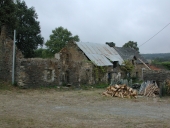 Alignement de maisons, le Vault (La Chapelle-de-Brain)