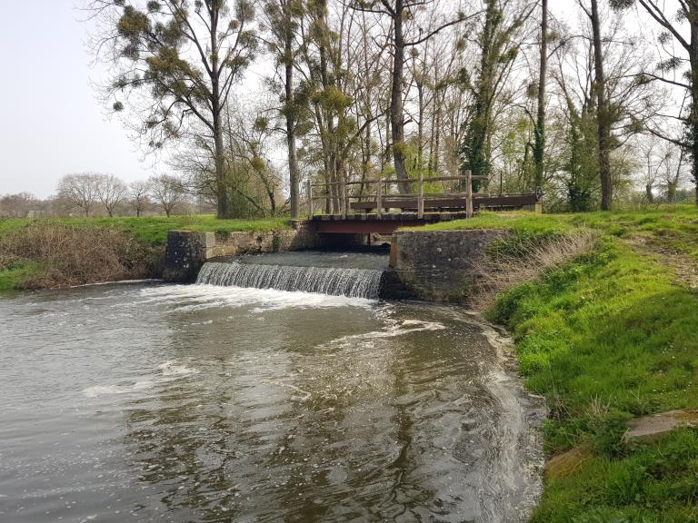 Moulin du Pont Troton (Saint-M'Hervé)