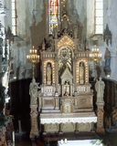 Autel, retable, tabernacle, gradins d'autel (2), exposition (maître-autel, tabernacle à ailes et dais d'exposition, retable architecturé à niche), église paroissiale Saint-Eloi (Saint-M'Hervé)