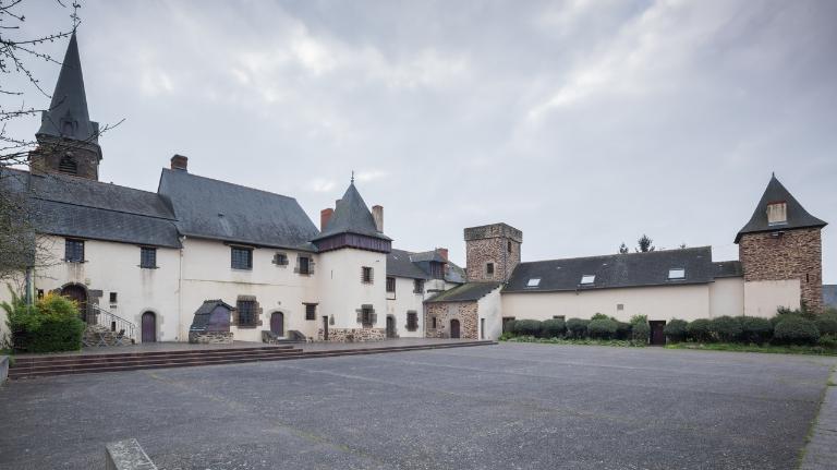 Ancienne maison noble puis relais de poste (L'Hermitage)