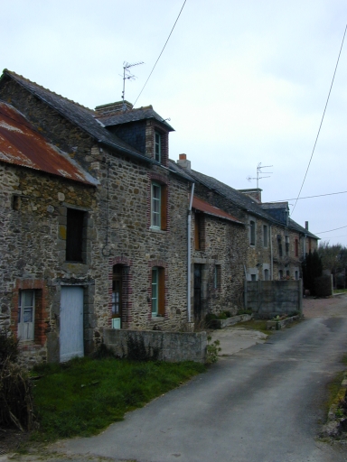 Alignement de maisons, le Fretay (Pleurtuit)